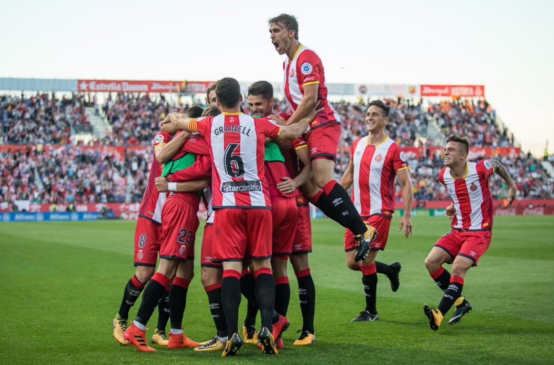 毕尔巴鄂竞技欧冠征途：逆境中绽放的巴斯克荣耀